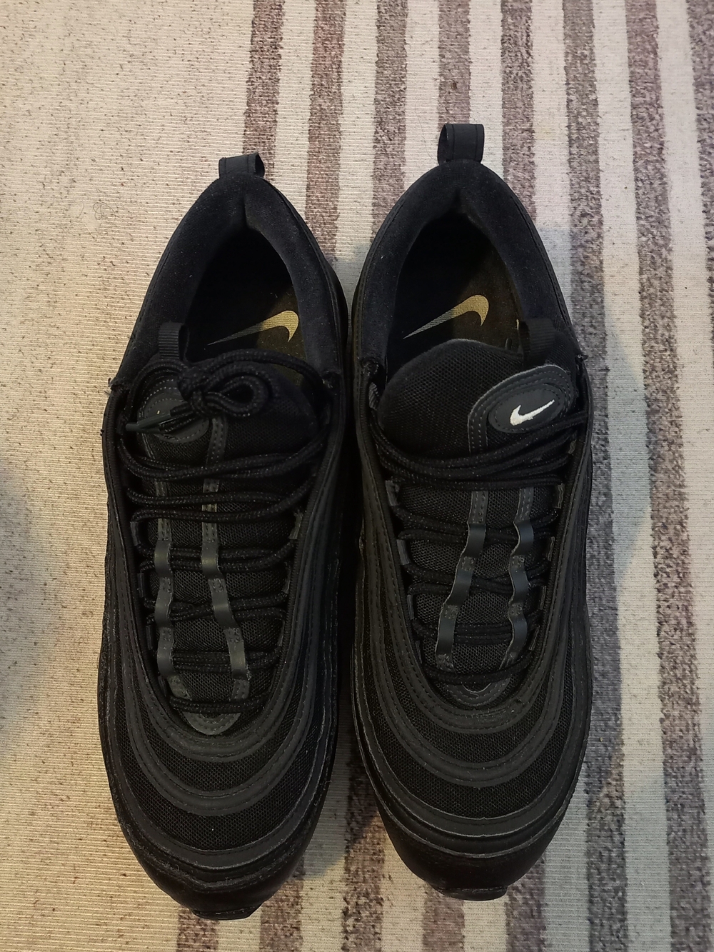 Nike Men’s Black Athletic Sneakers